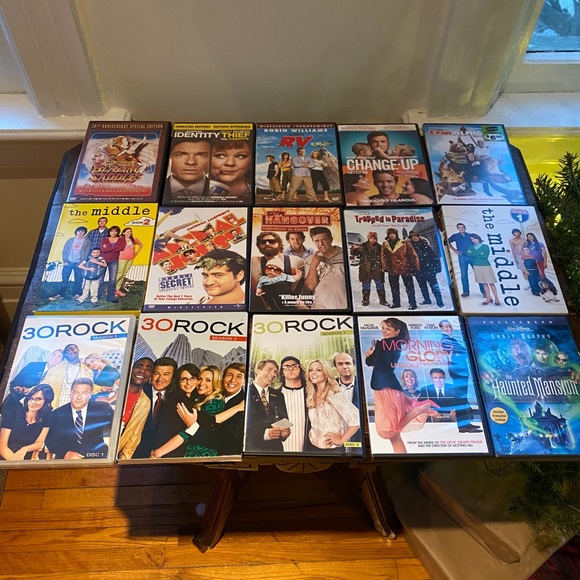 20+ DVDs: Series, Comedy & Rom Com DVD Bundle - Picture 1 of 3
